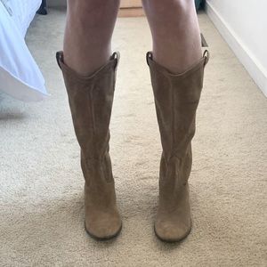 GUESS (NWOT) Suede Cowboy Boots